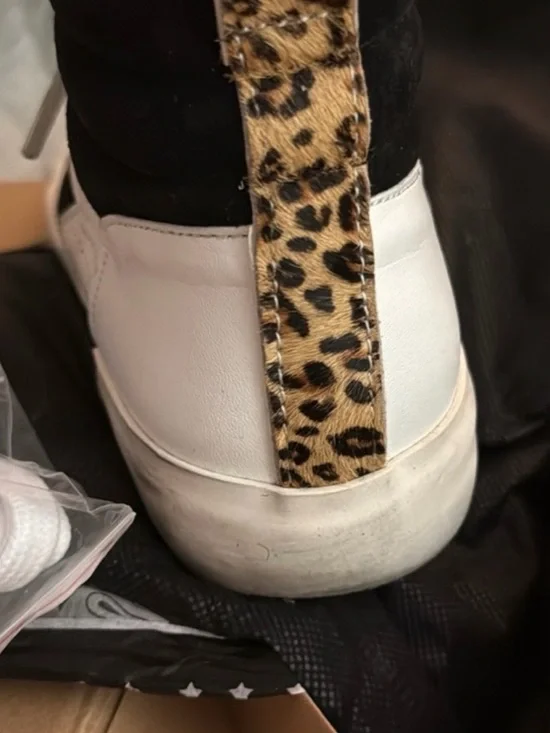 Vintage Havana White Sneakers with Black Stripe - Picture 2 of 5